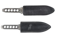 2 Moeller Viper III Knives - 3