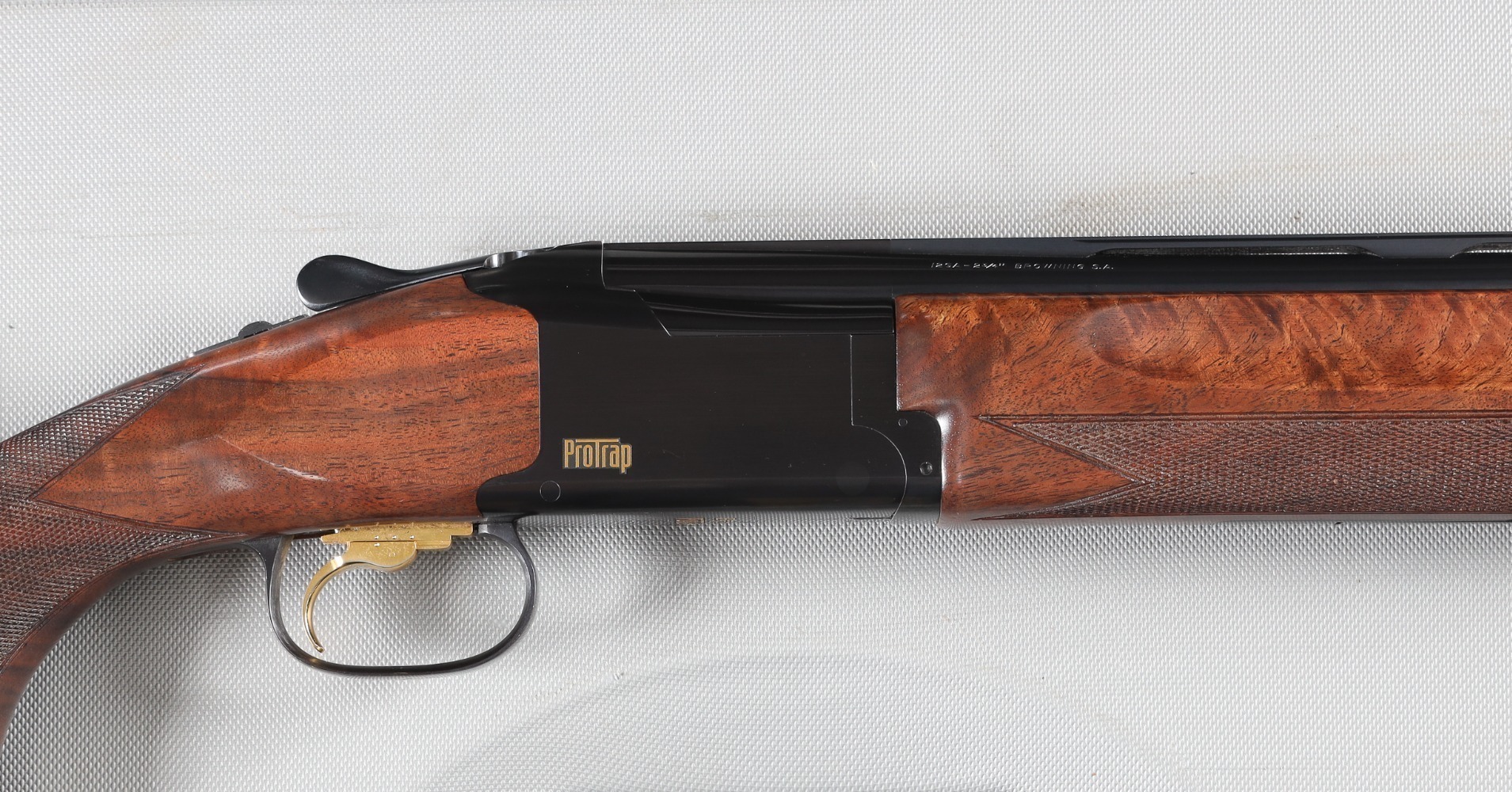 Browning B725 ProTrap O/U Shotgun 12ga