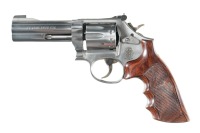 Smith & Wesson 617-6 Revolver .22 lr - 4