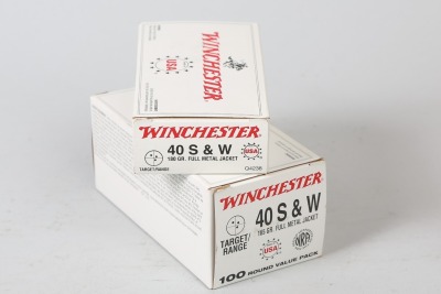 2 Bxs Winchester .40 S&W Ammo