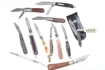 12 Folding Knives