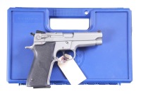 Smith & Wesson 5906 Pistol 9mm