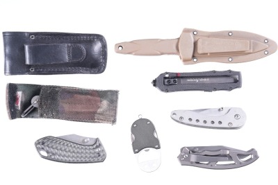 8 Folding Knives