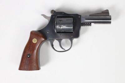 H&R 829 Revolver .22 lr