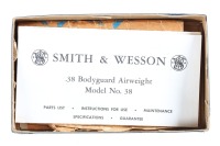 Smith & Wesson 38 Airweight Revolver .38 spl - 9