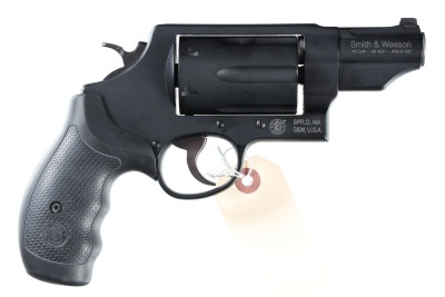 Smith & Wesson Governor Revolver .45 Colt/.4