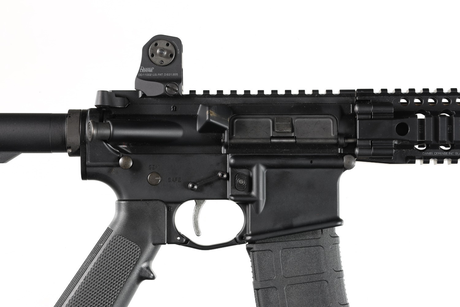 Daniel Defense M4-V3 Carbine Semi Rifle 5.56