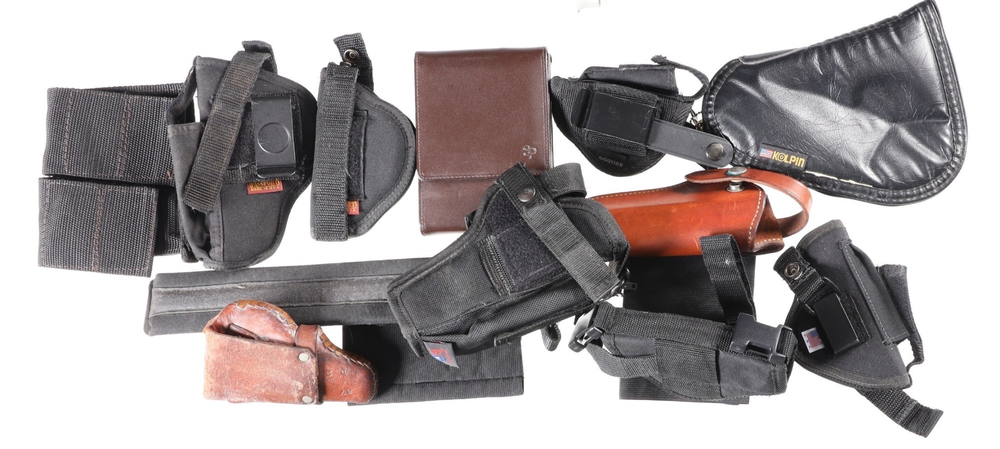 9 Holsters and Handgun Cases