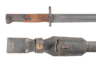 Unmarked bayonet